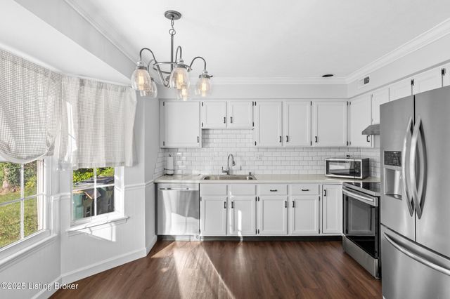 4724 Ferrer Way, Jeffersontown, KY 40299