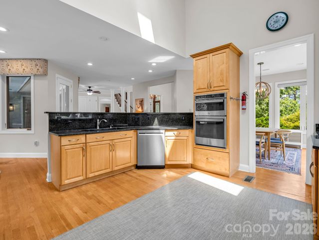 556 Quail Ridge Boulevard, Lake Lure, NC 28746