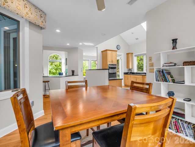 556 Quail Ridge Boulevard, Lake Lure, NC 28746