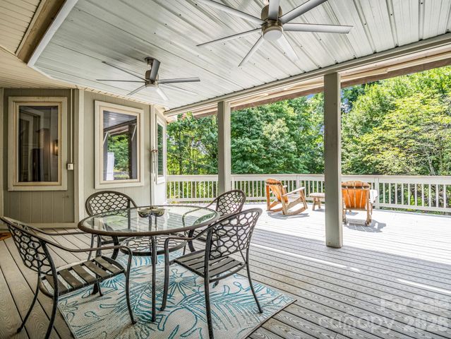 556 Quail Ridge Boulevard, Lake Lure, NC 28746