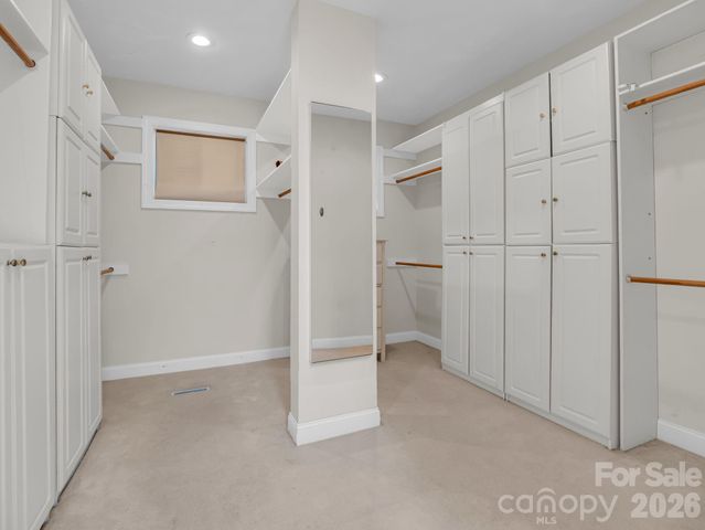 556 Quail Ridge Boulevard, Lake Lure, NC 28746