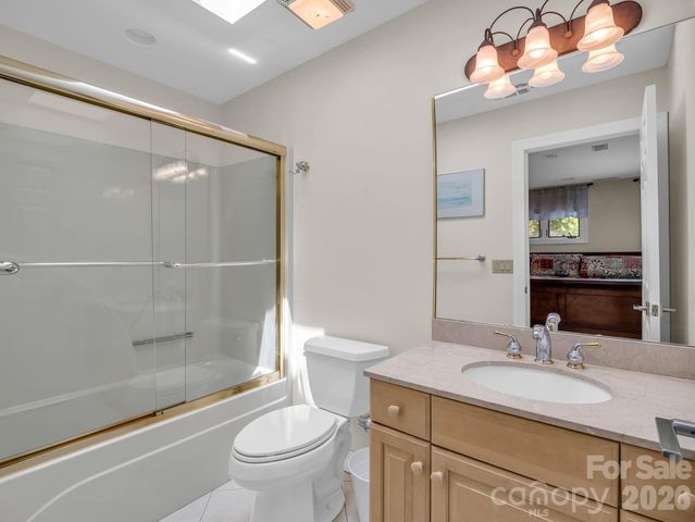 556 Quail Ridge Boulevard, Lake Lure, NC 28746
