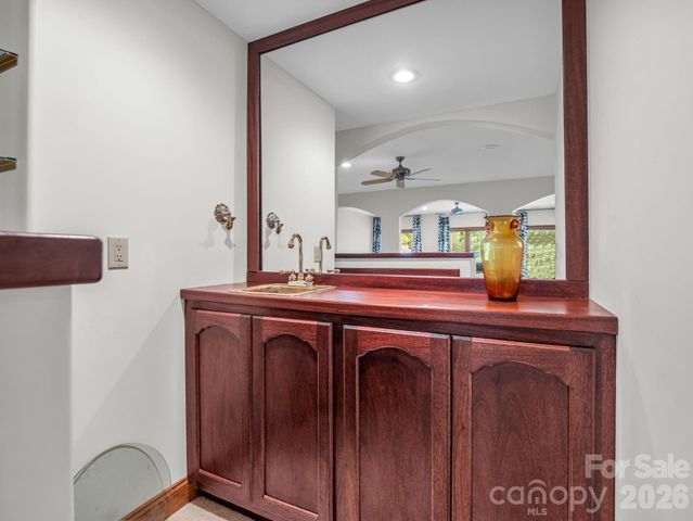 556 Quail Ridge Boulevard, Lake Lure, NC 28746