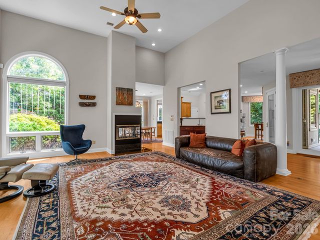 556 Quail Ridge Boulevard, Lake Lure, NC 28746