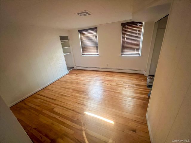 105 Baldwin Avenue, Point Lookout, NY 11569