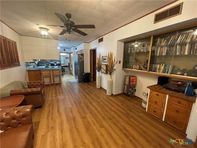 813 Bismark Street, Seguin, TX 78155