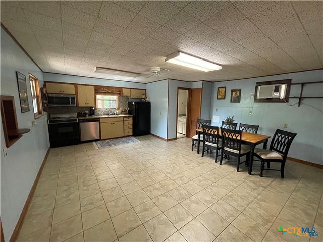 813 Bismark Street, Seguin, TX 78155