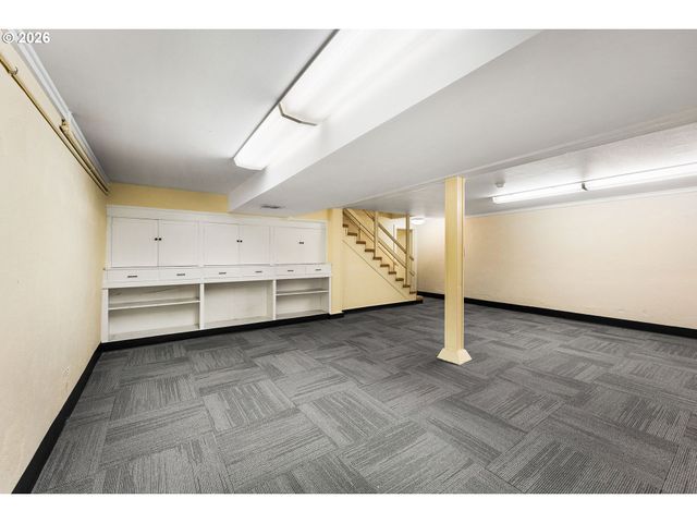 107 E 35TH St, Vancouver, WA 98663