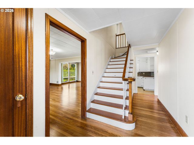 107 E 35TH St, Vancouver, WA 98663