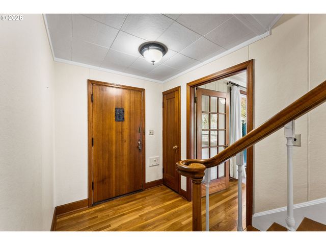 107 E 35TH St, Vancouver, WA 98663