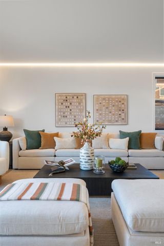 17940 Escalon Dr, Sonoma, CA 95476