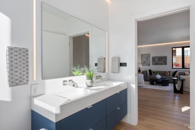 17940 Escalon Dr, Sonoma, CA 95476