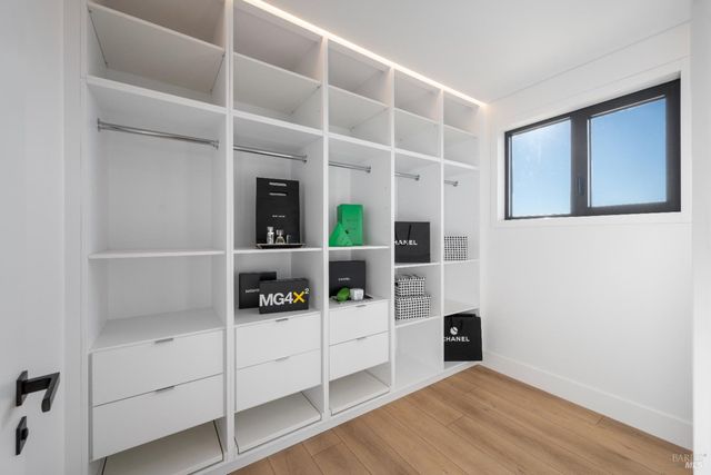 17940 Escalon Dr, Sonoma, CA 95476