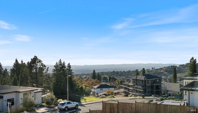 17940 Escalon Dr, Sonoma, CA 95476