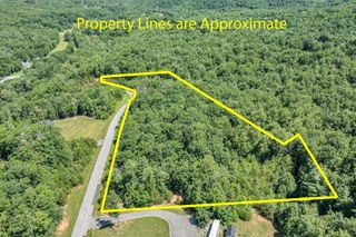6524 Hidden Falls DR, Salem, VA 24153