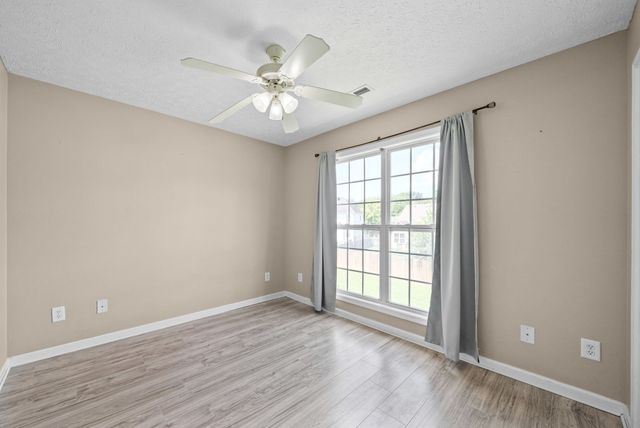 3558 Neena Ct, Clarksville, TN 37042