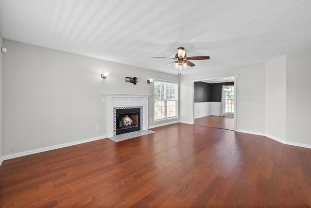 3558 Neena Ct, Clarksville, TN 37042