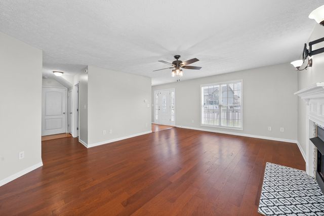 3558 Neena Ct, Clarksville, TN 37042