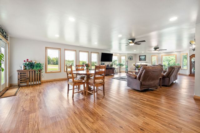 4139 Ashland City Rd, Clarksville, TN 37043