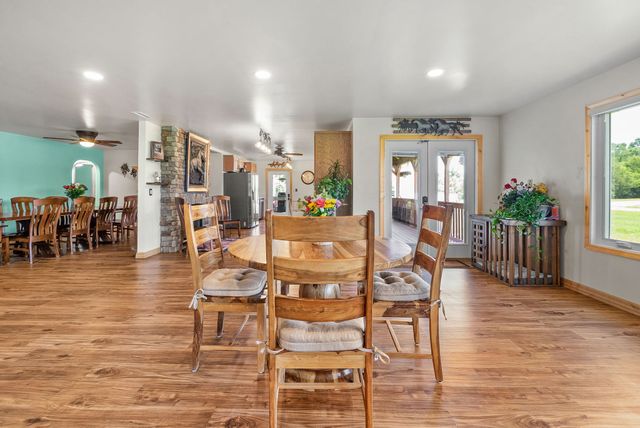 4139 Ashland City Rd, Clarksville, TN 37043