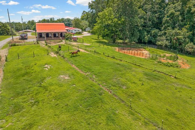 4139 Ashland City Rd, Clarksville, TN 37043