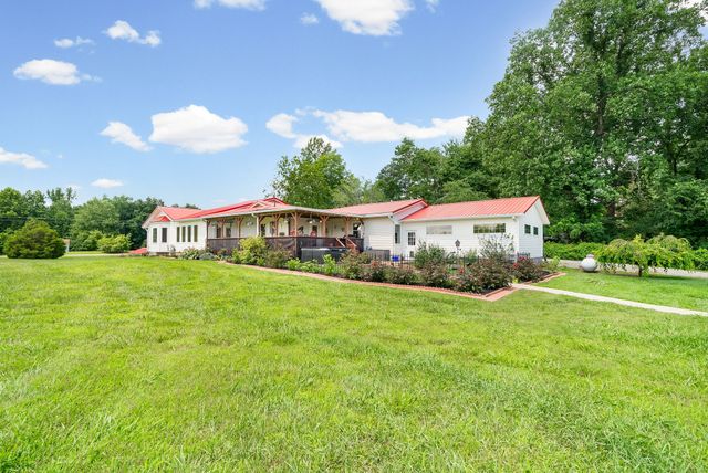 4139 Ashland City Rd, Clarksville, TN 37043