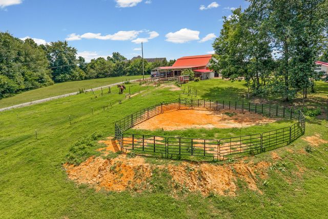 4139 Ashland City Rd, Clarksville, TN 37043