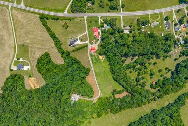 4139 Ashland City Rd, Clarksville, TN 37043