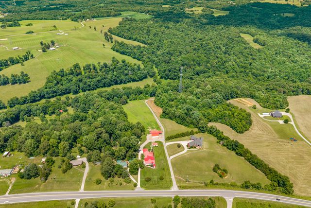 4139 Ashland City Rd, Clarksville, TN 37043