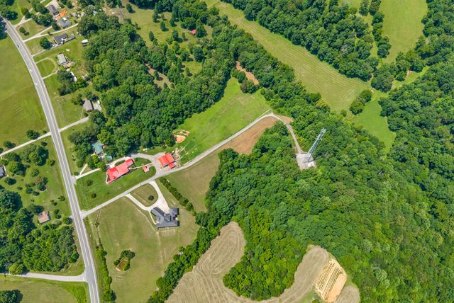 4139 Ashland City Rd, Clarksville, TN 37043
