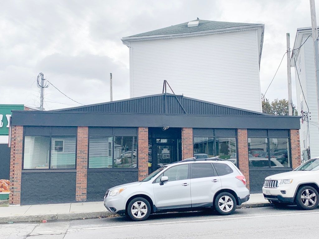 488 Grafton St, Worcester, MA 01604