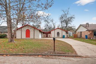 8806 Braunston Lane, Houston, TX 77088