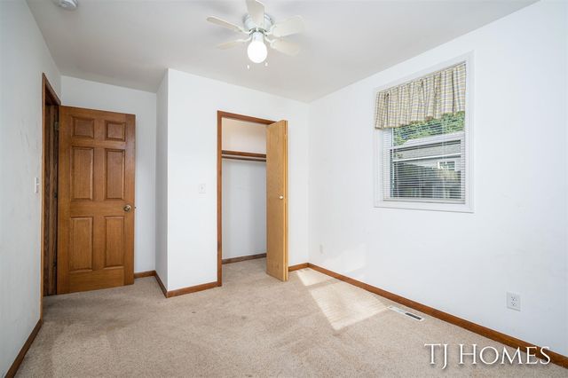 219 Alpine Street, Wayland, MI 49348