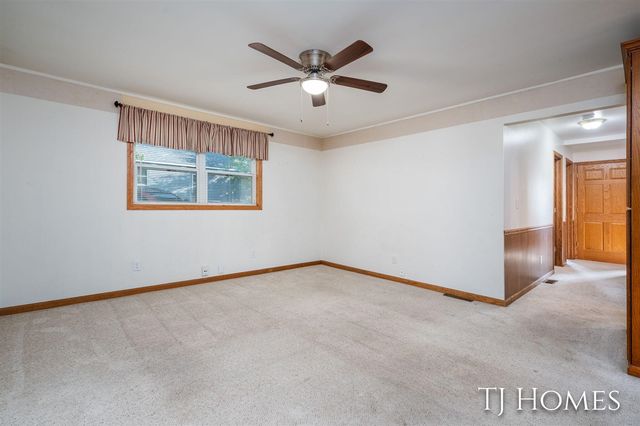 219 Alpine Street, Wayland, MI 49348