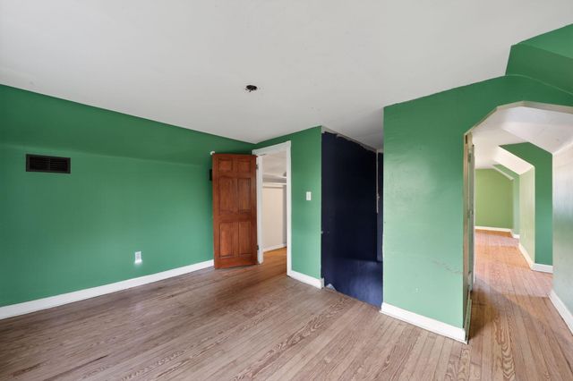 132 Main Avenue, Highland Heights, KY 41076