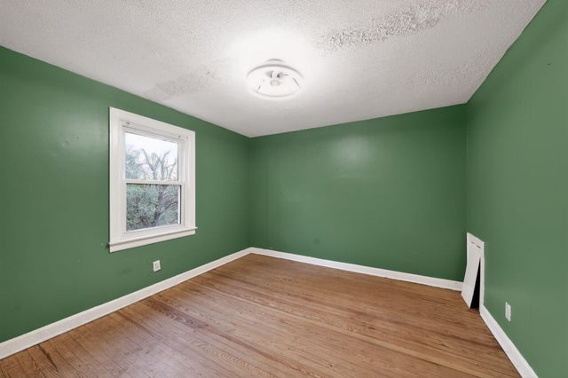 132 Main Avenue, Highland Heights, KY 41076