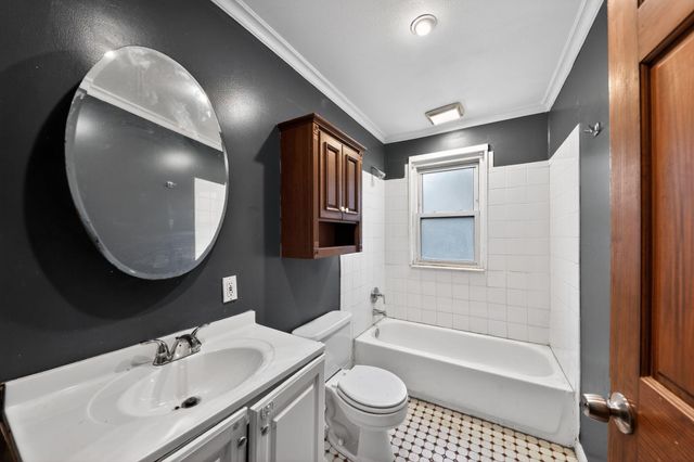 132 Main Avenue, Highland Heights, KY 41076