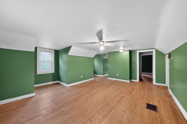 132 Main Avenue, Highland Heights, KY 41076