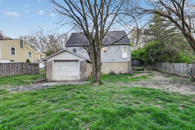 132 Main Avenue, Highland Heights, KY 41076
