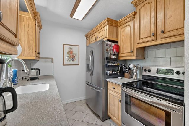 10 SHORTHORN DRIVE, Apopka, FL 32712