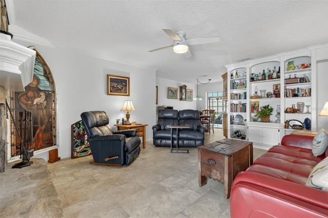 10 SHORTHORN DRIVE, Apopka, FL 32712