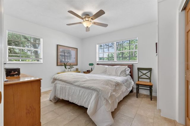 10 SHORTHORN DRIVE, Apopka, FL 32712
