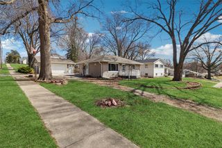 312 N J Street, Indianola, IA 50125