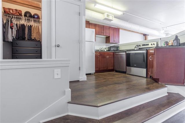 700 Broadway Boulevard 509, Kansas City, MO 64105