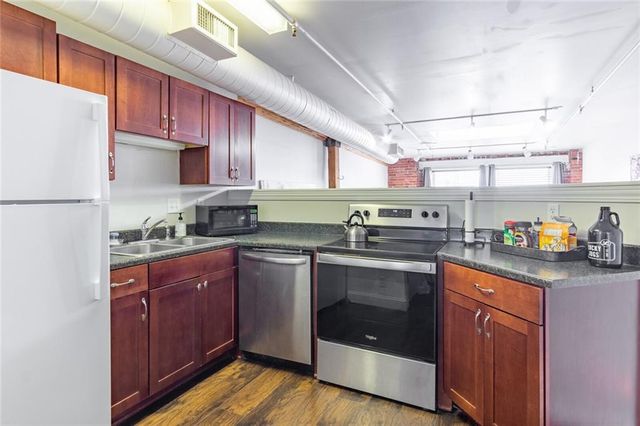 700 Broadway Boulevard 509, Kansas City, MO 64105