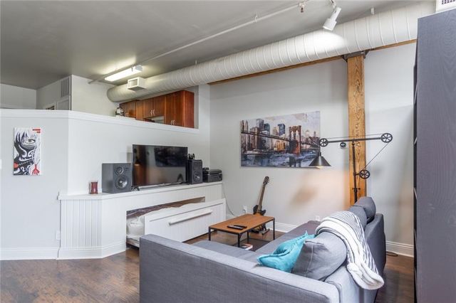 700 Broadway Boulevard 509, Kansas City, MO 64105