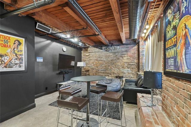 700 Broadway Boulevard 509, Kansas City, MO 64105