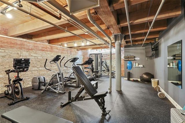 700 Broadway Boulevard 509, Kansas City, MO 64105