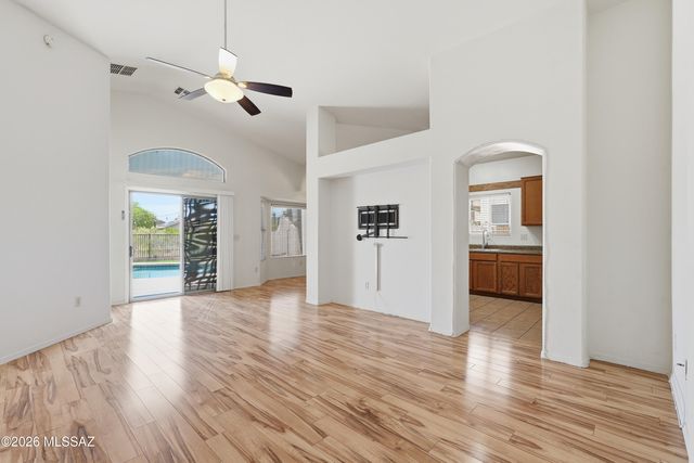 4102 S Alexandrite Avenue, Tucson, AZ 85735