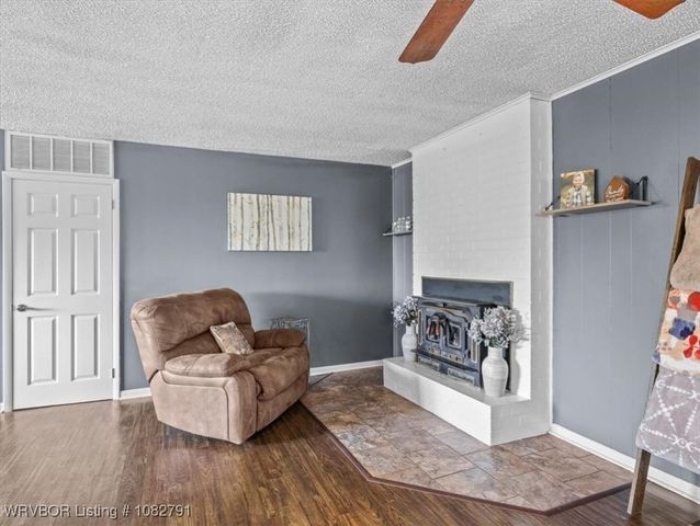 110 Oakwood Drive, Poteau, OK 74953